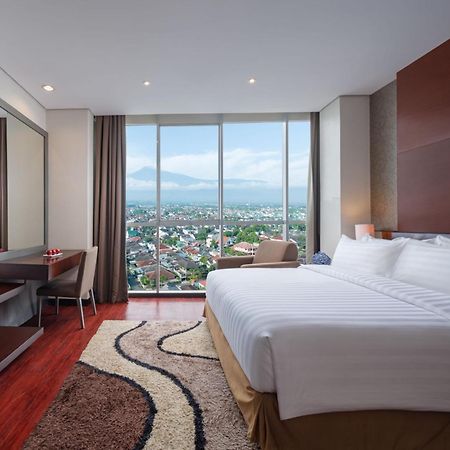 Aston Purwokerto Hotel & Conference Center Esterno foto