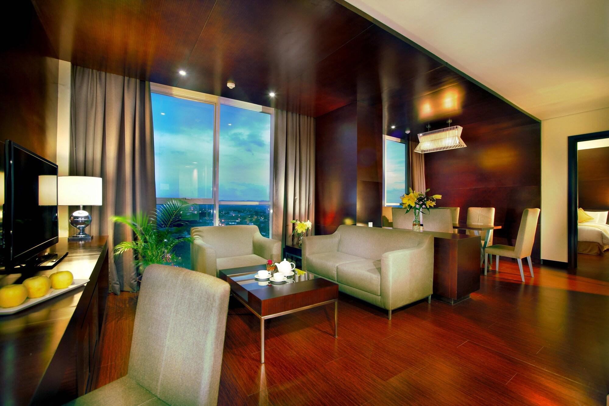 Aston Purwokerto Hotel & Conference Center Esterno foto
