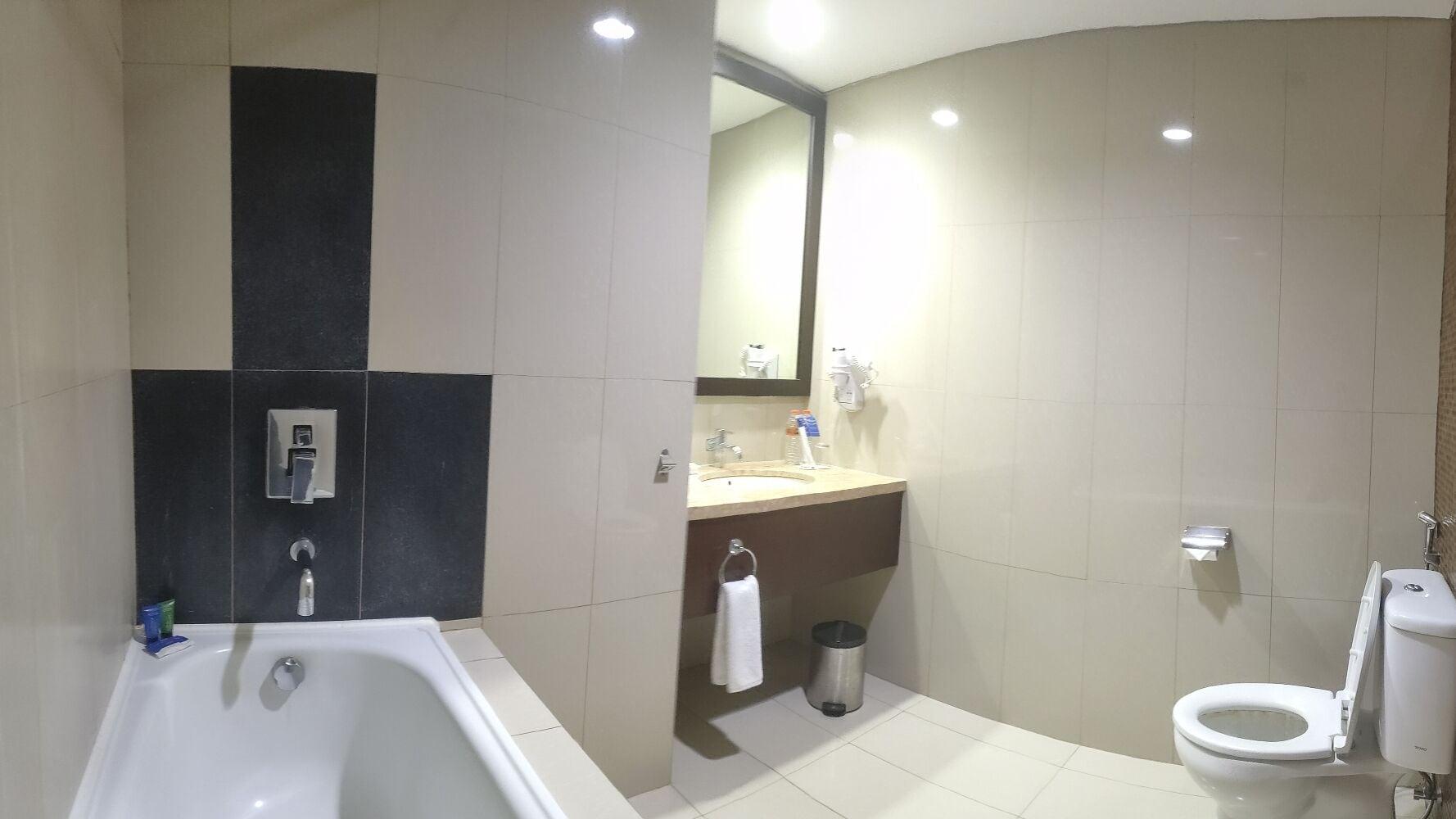 Aston Purwokerto Hotel & Conference Center Esterno foto