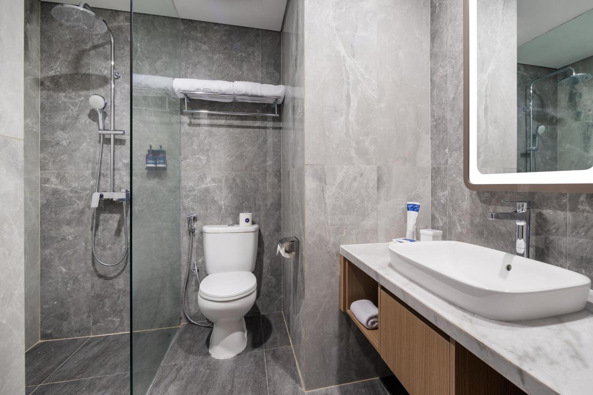 Aston Purwokerto Hotel & Conference Center Esterno foto