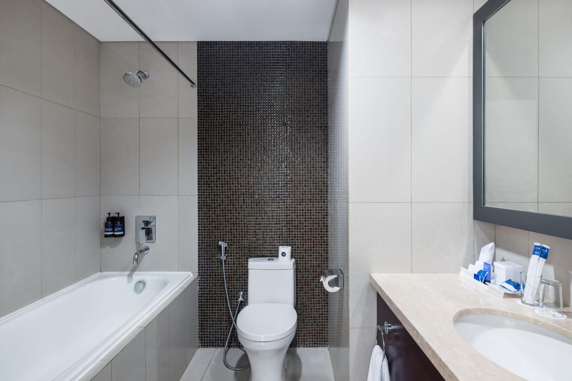 Aston Purwokerto Hotel & Conference Center Esterno foto