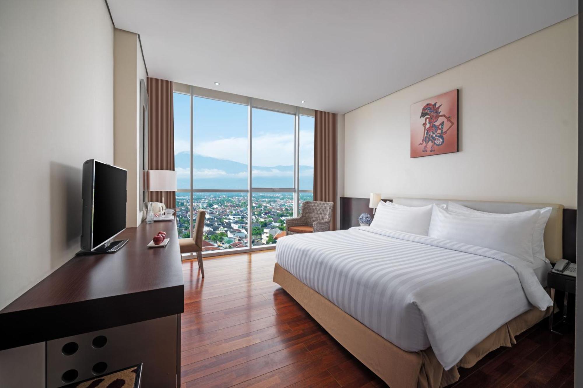 Aston Purwokerto Hotel & Conference Center Esterno foto